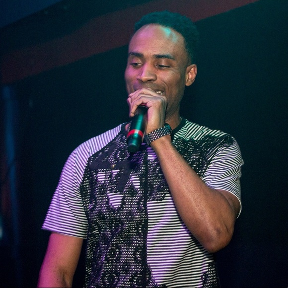 🔴 Yam Dyed Distressed Overlay Striped Tee NWT - Picture 5 of 5